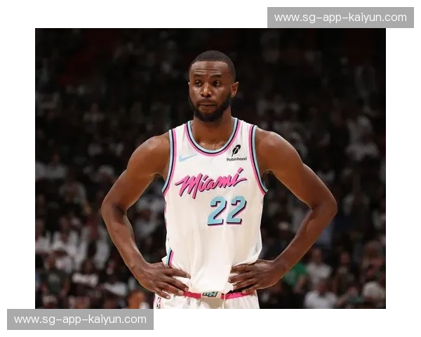 勇士转会:新赛季的涅槃与荣耀之路